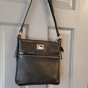 Dooney & Bourke Crossbody Letter Carrier 9x8x1.5